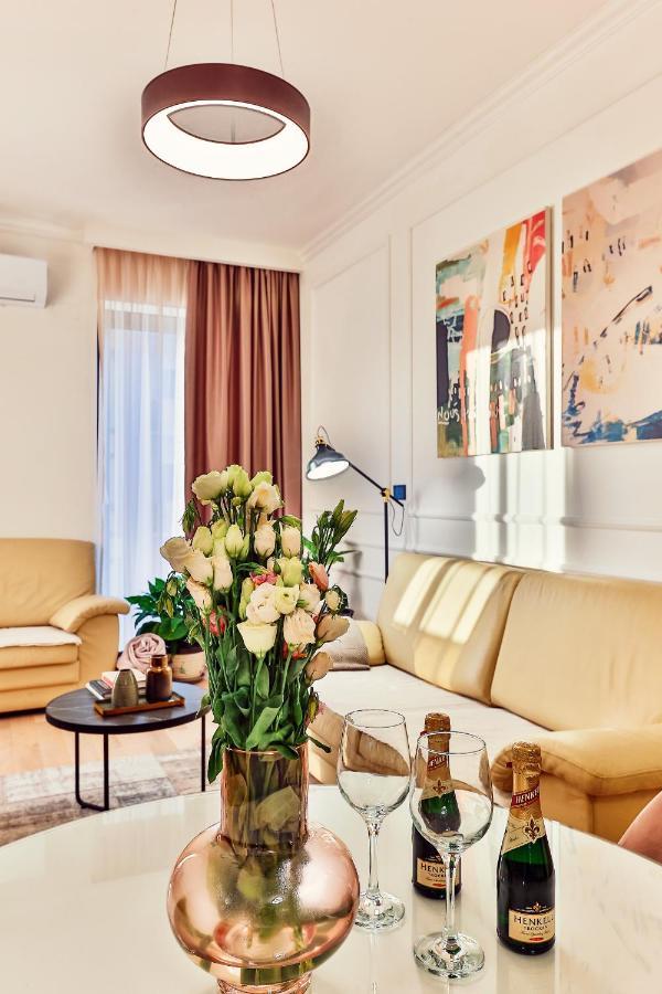 A21 Lux - Soho City Complex Бар Экстерьер фото